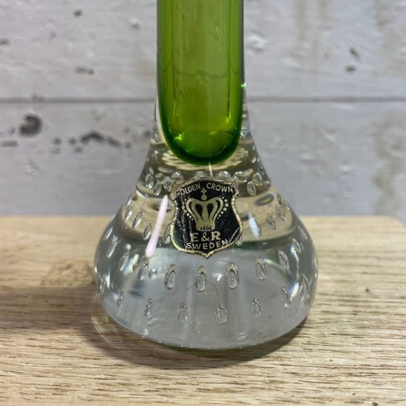 Golden Crown E&R Sweden Green Clear Art Glass Tulip Shape Bud Vase with Label - Picture 2 of 11